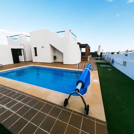 Villa James