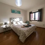 Villa James Villa