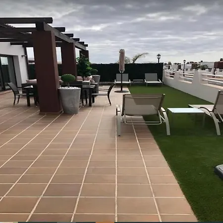 Villa James Villa